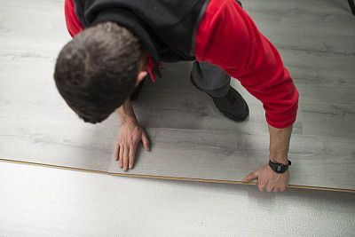 木地板如何防潮？使用防潮垫到底多重要！